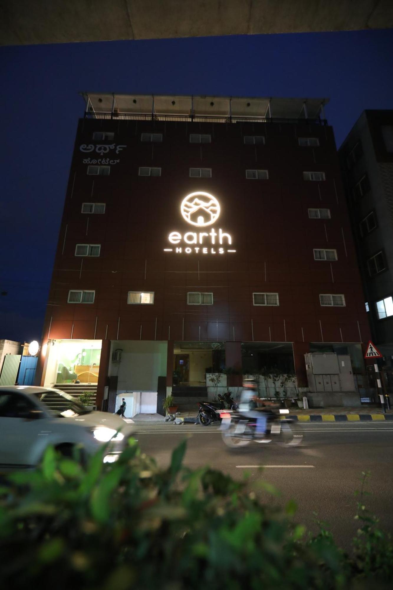 Earth Hotels Бангалор Экстерьер фото